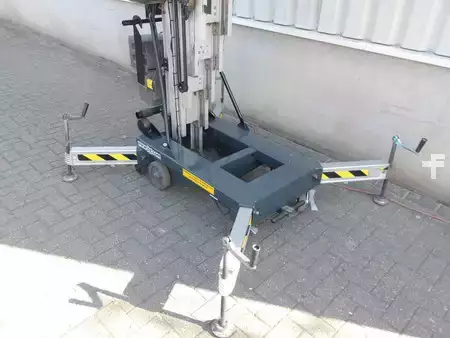 Ostatní 2018  JLG 25AM (7)