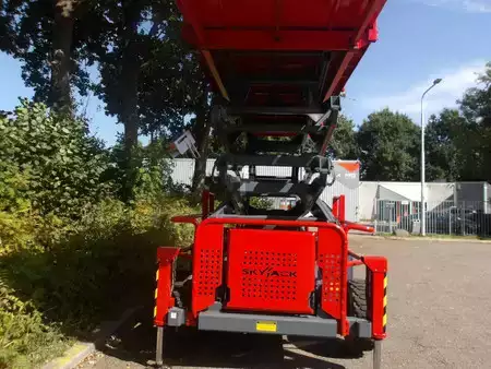 Levantamento tesoura 2015  Skyjack SJ9250 (10)