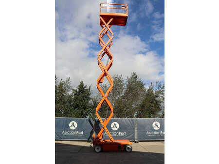 Saxliftar 2015  Skyjack SJ4632 (20)