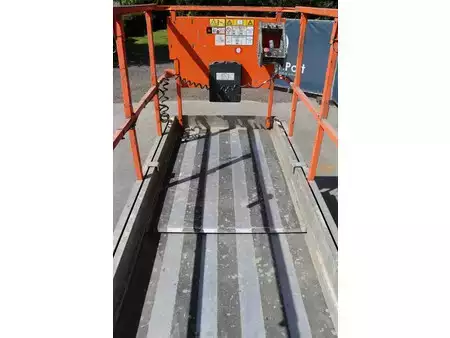 Scissors Lifts 2010  JLG 3246ES (17)