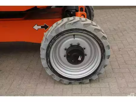 Articulated Boom 2017  JLG H340AJ (19)