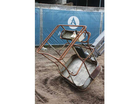 Podnośnik przegubowy 2007  Manitou 120 AETJC (9)