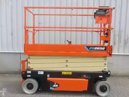 Nacelle à ciseaux 2026  JLG ES2632 (1)