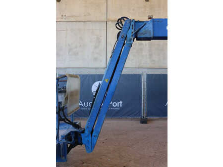 Gelenkteleskopbühne 2000  UpRight AB62RT (13)