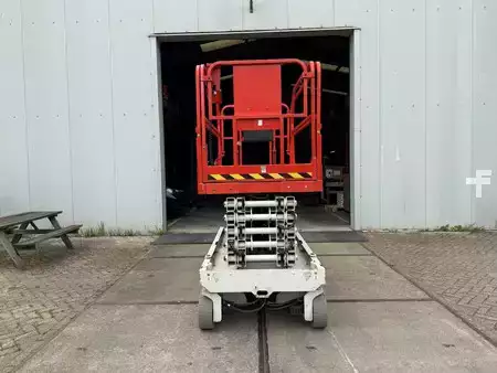 Scissors Lifts 2015  Genie GS-4047 (4)