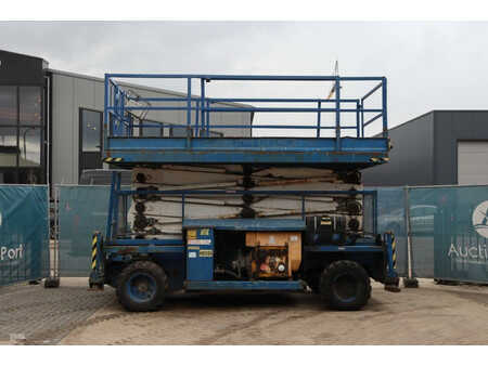 Podnośnik nożycowy 2003  Holland-Lift COMBISTAR B-195DL25-4WD/P/N (2)