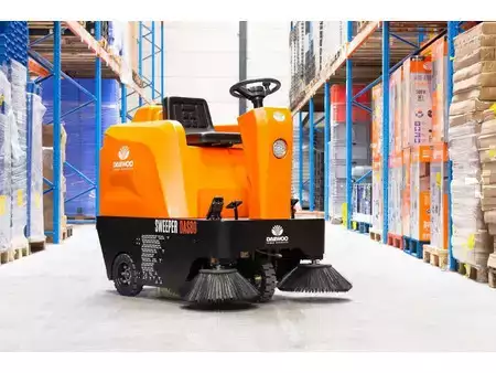 Veegmachine 2025  Daewoo Das80 Zit (3)