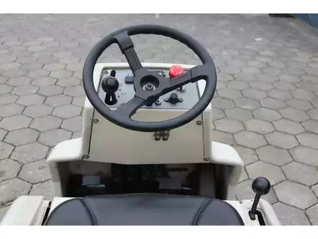 Sopmaskiner 2017  TENNANT 6100 (20)