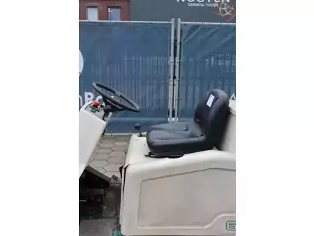 Sopmaskiner 2017  TENNANT 6100 (21)