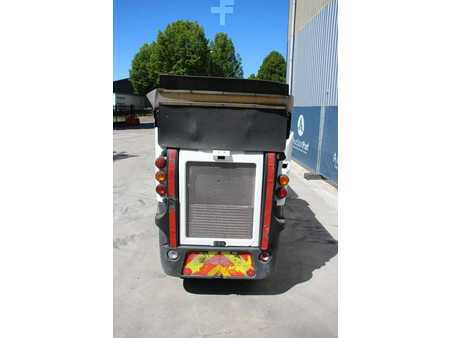 Zametací stroj 2012  Schmidt Compact 200 Sweeper (4)