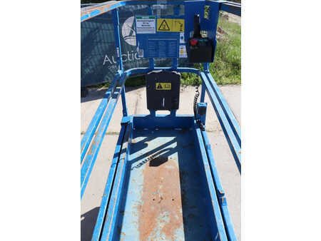Scissor lift 2014  Genie GS-1532 (12)