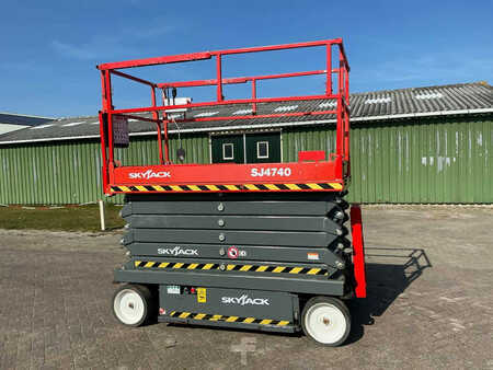 Scissors Lifts 2018  Skyjack SJ-III 4740 (20)