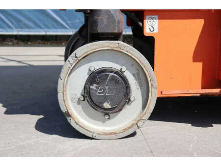 Scherenarbeitsbühne 2010  JLG 3246ES (9)