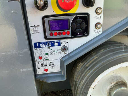 Overige 2022  Skyjack SJ16 E (13)