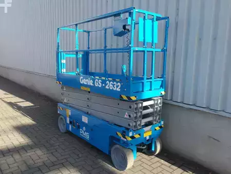 Saksinostimet 2016  Genie GS-2632 (2)