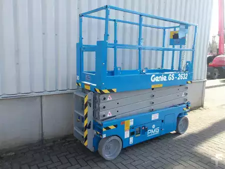 Saksinostimet 2016  Genie GS-2632 (3)