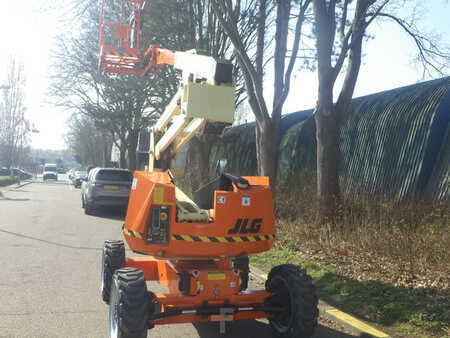 Articulating boom 2011  JLG 340AJ (4)