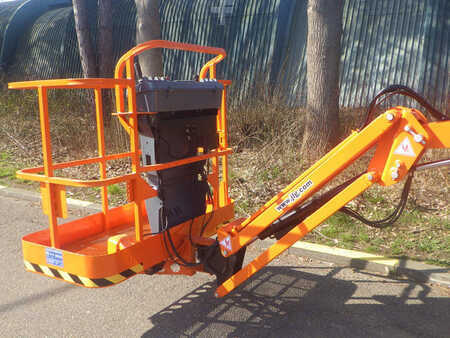 Articulating boom 2011  JLG 340AJ (6)