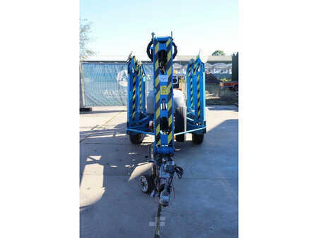 Fler stegs bom 2012 Genie TZ-50 DC (8)