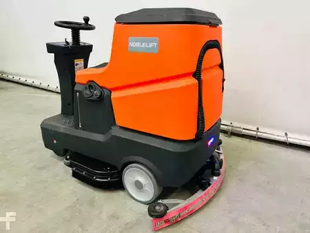 Veegmachine 2025  Noblelift NR810 (14)