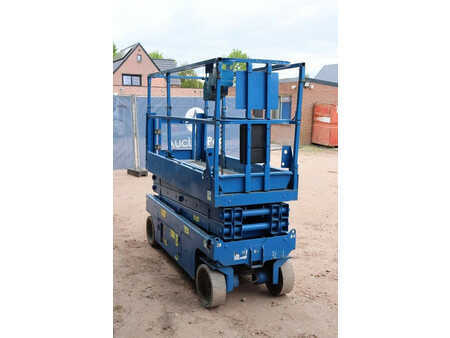 Scissors Lifts 2007  Genie GS-2032 (8)