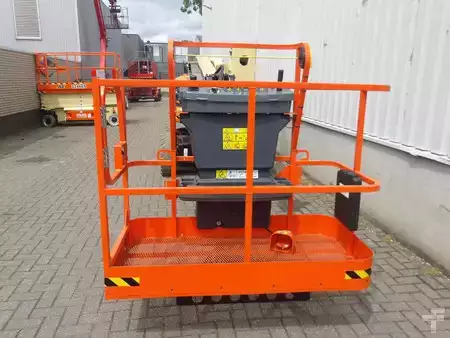 Articulating boom 2026  JLG E450AJ (4)