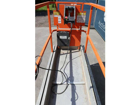 Scissor lift 2006  JLG 1930ES (16)