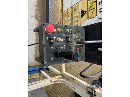 Scherenarbeitsbühne 2013  JLG 3394RT (7)