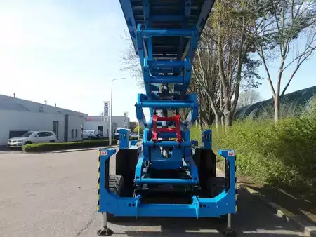 Ollós munka emelvény 2019  Genie GS-5390RT (10)