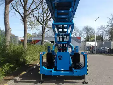 Ollós munka emelvény 2019  Genie GS-5390RT (9)