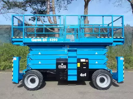 Pracovní plošina s nůžkovým zdvihem 2019  Genie GS-5390RT (1)