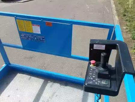 Pracovní plošina s nůžkovým zdvihem 2019  Genie GS-5390RT (4)