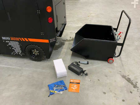 Pedestrian Sweeper 2024  Daewoo DAS100 (15)