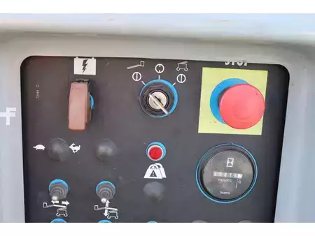 Nacelle articulée 2015  Genie Z-45/25J (25)