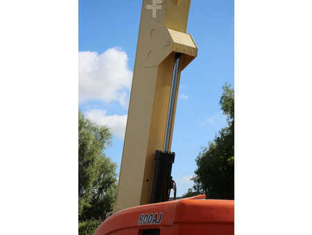 Podnośnik przegubowy - JLG 800AJ (28)