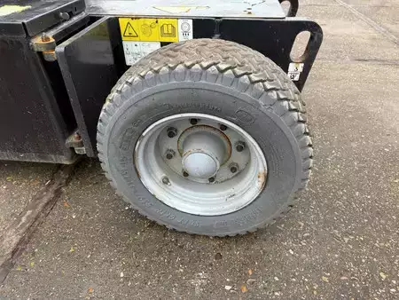 Telescopic Boom 2016  Genie Z33/18 (19)