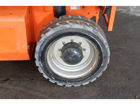 Scissor lift - JLG 3369LE (11)