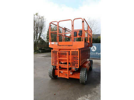 Scissor lift - JLG 3369LE (6)