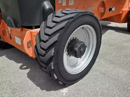 Plataforma Articulada 2007  JLG 1250AJP (12)