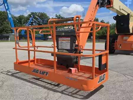 Plataforma Articulada 2007  JLG 1250AJP (13)