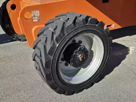 Plataforma Telescópica 2022  JLG 860SJ (13)
