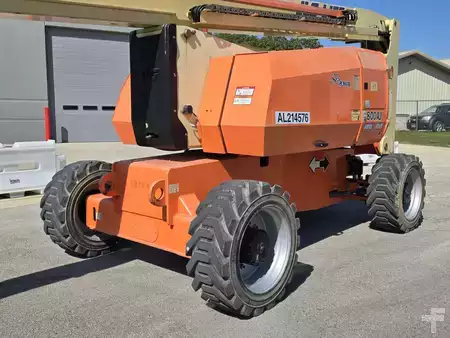 Plataforma Articulada 2016  JLG 800AJ (8)