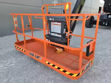 Plataforma Articulada 2025  JLG 1250AJP (11)