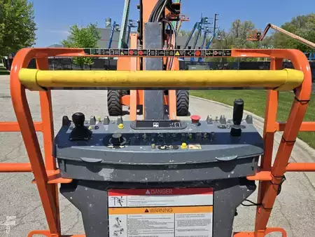 Plataforma Telescópica 2005  JLG 860SJ (10)