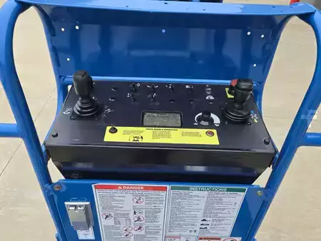 Plataforma Articulada 2016  Genie Z-40/23N RJ (16)
