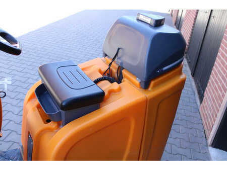 Wet Scrubber 2020  Taski 2100 zit schropmachine elektrische (6)