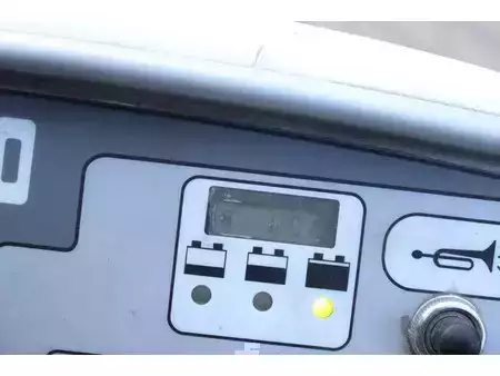 Zametací stroj 2008  Dulevo 100SE zit veegmachine elektrische accubj 2026 (11)