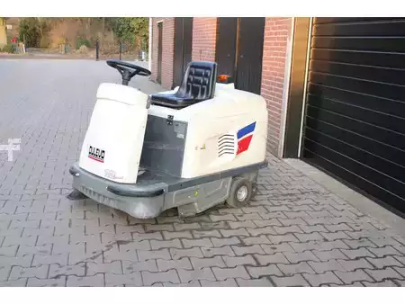 Zametací stroj 2008  Dulevo 100SE zit veegmachine elektrische accubj 2026 (2)