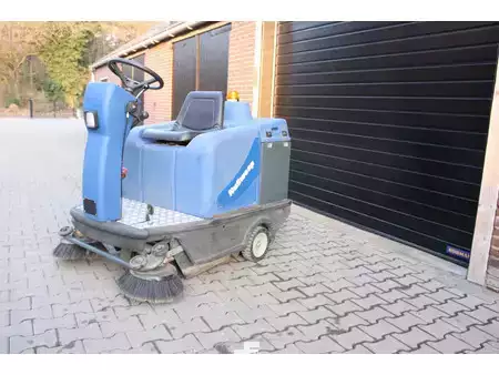 Máquina barredora 2012  OMM ciclope 70B veegmachine elektrische accubj 2026 (2)