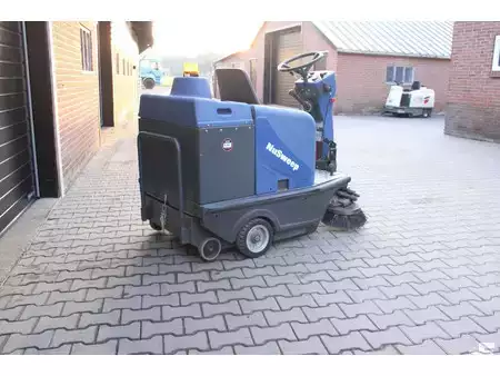 Máquina barredora 2012  OMM ciclope 70B veegmachine elektrische accubj 2026 (4)